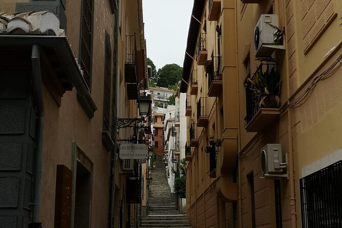 Albaicín and Sacromonte Sunset tour + Flamenco show - The 1-hour flamenco show: how to get more out of it