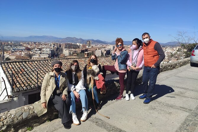Albaicin guided tour with dogs - What you will learn on the way, beyond the sightseeing