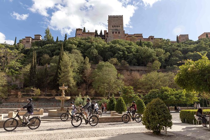 Albaicin & Sacramonte Electric Bike Tour in Granada - Albaicin and Sacromonte by e-bike: the practical magic of seeing Granada fast
