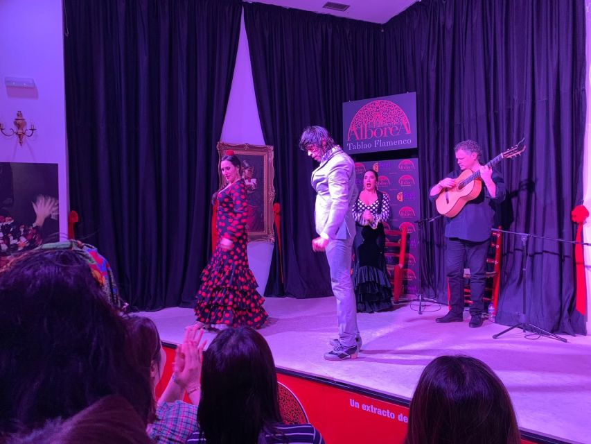 Albaicín & Sacromonte: Tour with Flamenco Show - Sacromonte Hillside Mood: Artists, Bohemians, and Different Granada