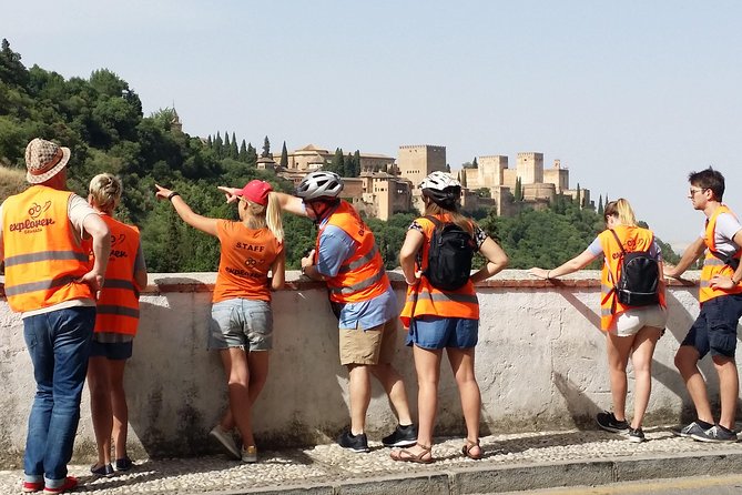 Albayzin and Sacromonte Electric Bike Tour in Granada - Stop 1: Explorer Granada, where your route connects to the Alhambra