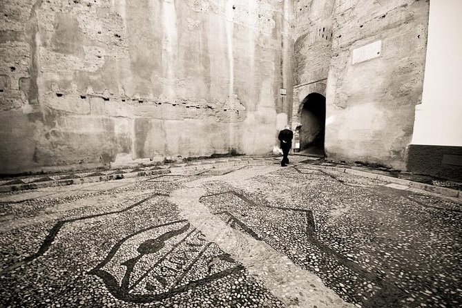 Albayzín y Sacromonte, Unesco Heritage Neighborhoods - Albaycín Walls And Streets: Muslim Granada, Then And Now