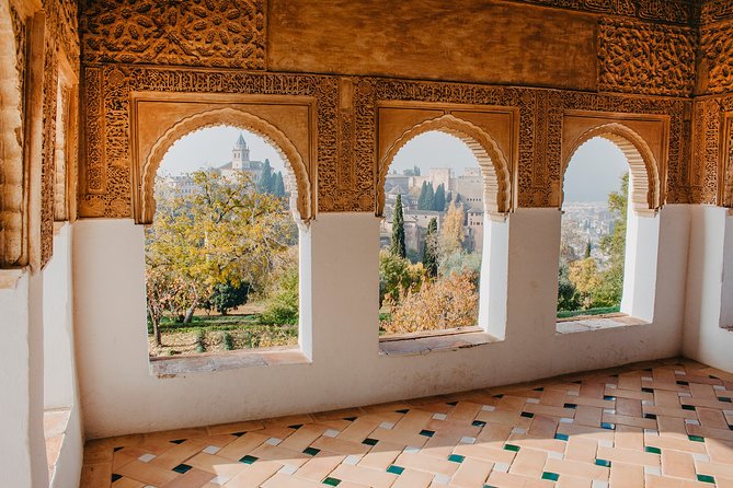 Alhambra and Generalife Skip-the-Line Ticket with Guide - Palace of Charles V: a Renaissance square inside the Moorish world