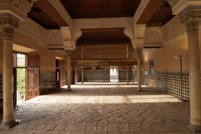 Alhambra and Nasrid Palaces Ticket with Audioguide - Price and What You Truly Get for Around $67