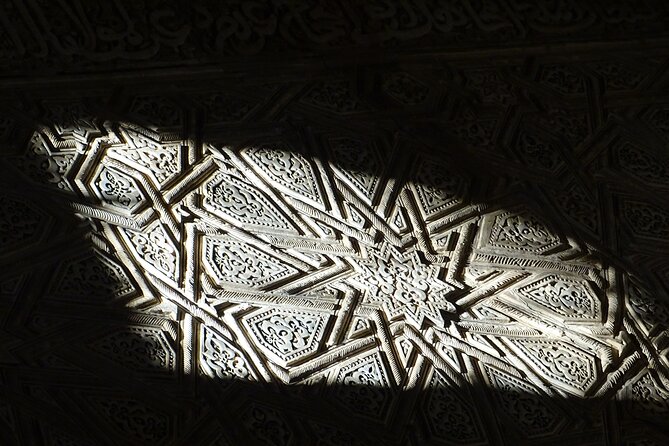 Alhambra and Nasrid Private Walking Tour with Food Tasting - Booking reality check: ticket limits and a strict schedule