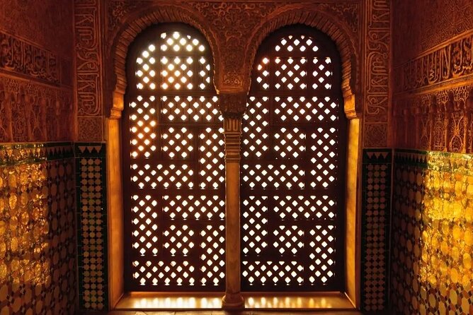 Alhambra and Nasrid Private Walking Tour with Food Tasting - Alcazaba first: the oldest Alhambra layer (and the best one to start with)