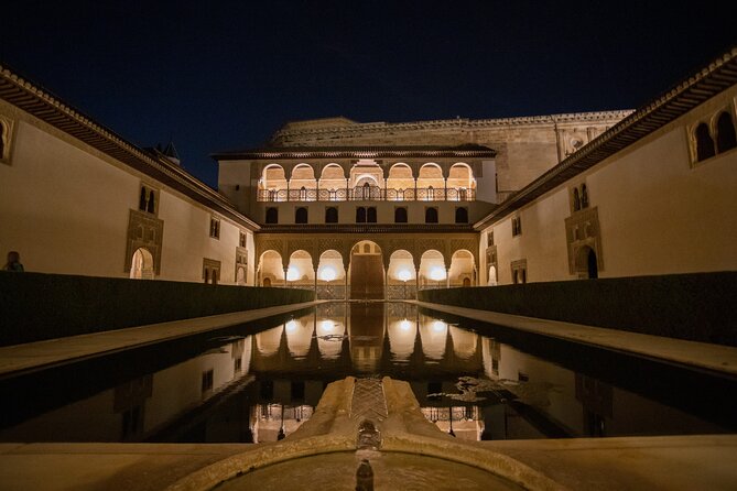 Alhambra Day or Night Private Tour - Walking logistics: comfortable shoes and moderate stamina