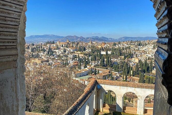 Alhambra Experience – Explore Nasrid Palaces & Generalife Gardens - Price value: when it feels fair, when it feels expensive