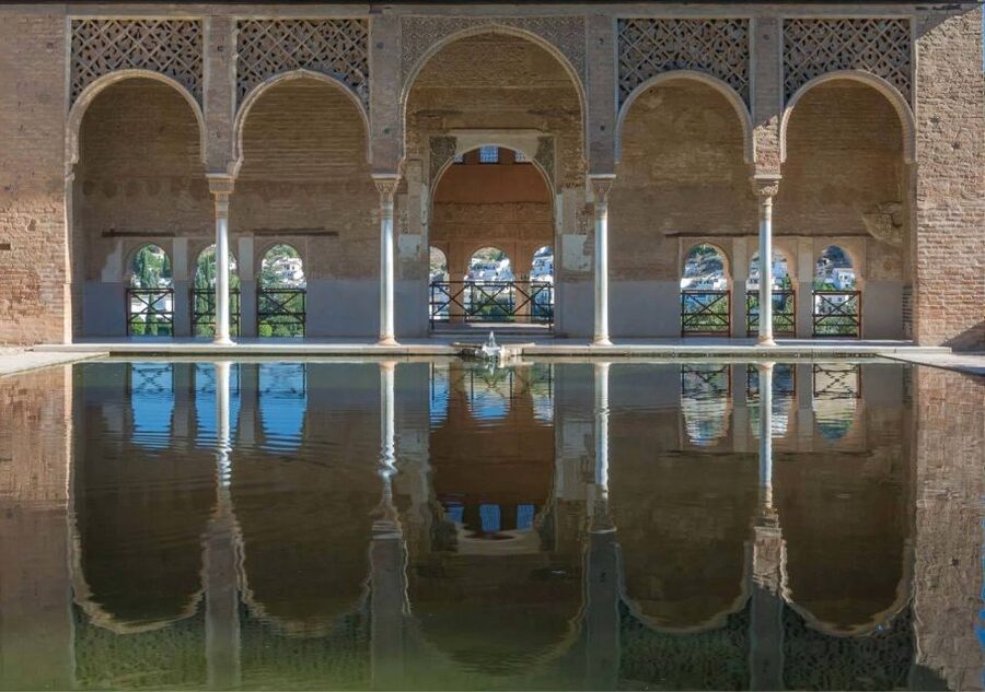 Alhambra & Generalife: Exclusive 3 hours Private Tour - How long is enough: making 3 hours feel like more