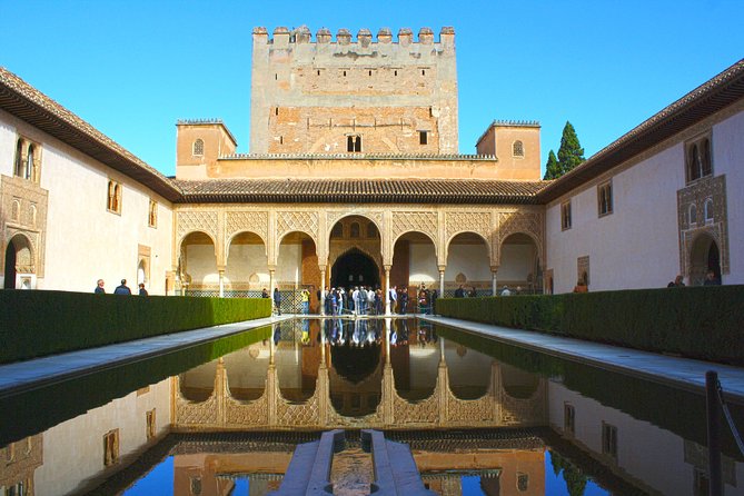 Alhambra, Generalife & Nasrid Palaces Guided Tour in Granada - Why This Alhambra, Generalife, and Nasrid Palaces Tour Makes Sense