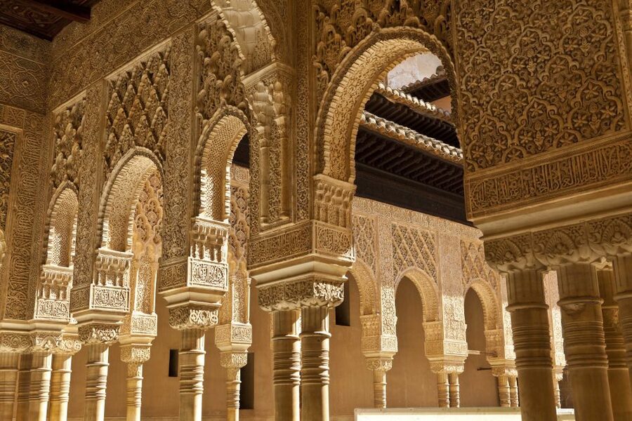 Alhambra, Nasrid Palaces, and Generalife 3-Hour Guided Tour - Logistics that affect your comfort: walking time, pace, and breaks