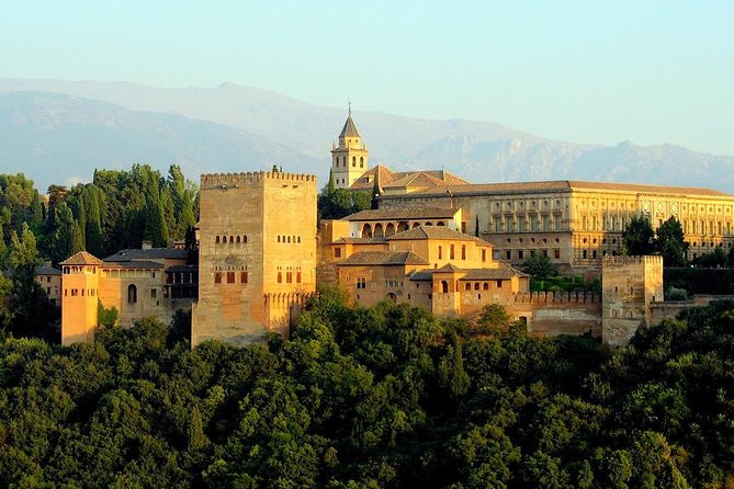 Alhambra Skip-the-Line Guided Tour - Why a guided Alhambra skip-the-line ticket can be good value