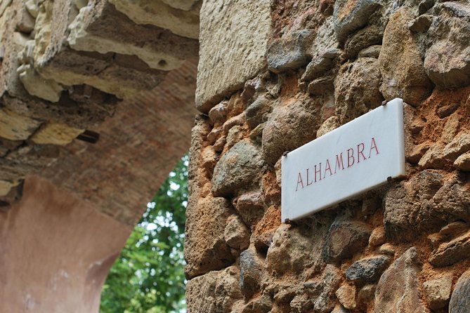 Alhambra Skip-the-Line Guided Tour - How the 3-hour structure usually feels in real life