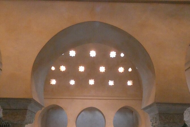 Alhambra Skip the Line Premium Guided Tour - Palacio El Partal: short stop, strong payoff