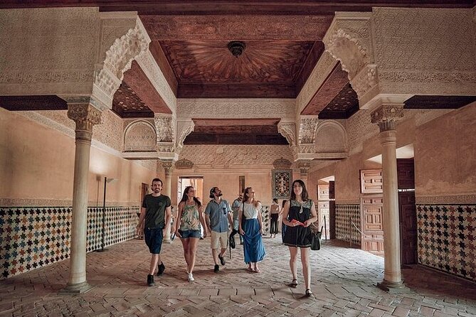 Alhambra Ticket Last Minute Deals - Generalife gardens: when the tour slows down