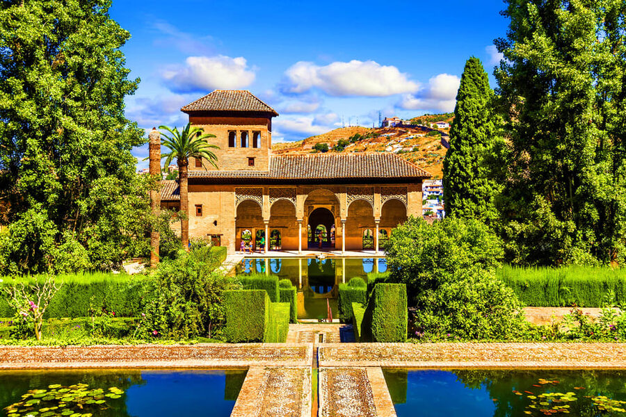 Alhambra: Ticket with Audioguide - Using Your 3-Hour Window Wisely