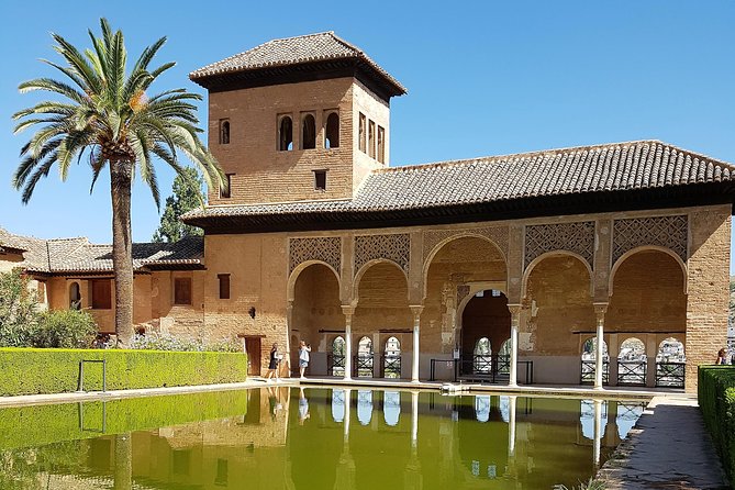 Alhambra Tour :Generalife Gardens ,Palaces and towers.Skiptheline - What your ticket covers, and the key gap: Nasrid Palaces not included