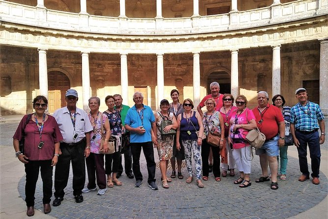Alhambra Tour with Nasrid Palaces : Join a Group. Skip the line. - The guides: what “good” looks like on the ground