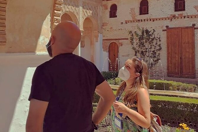 Alhambra Unique Experience: Private visit with official guide - Generalife gardens: the calm break you will appreciate more than you expect