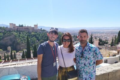 Alhambra with Nazaries Palaces Private Tour