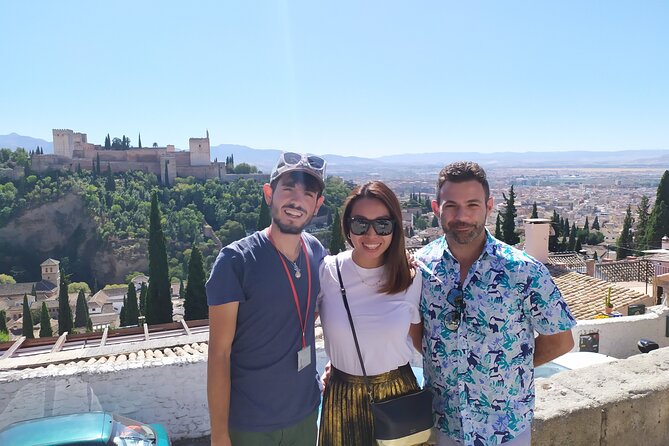 Alhambra with Nazaries Palaces Private Tour - Meeting at Restaurante La Mimbre and starting on the right foot