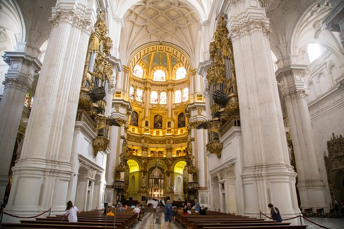 Best of Granada guided tour - The Royal Chapel of Granada: marble tombs that explain power