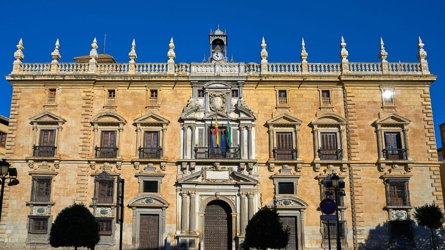Best of Granada: Private Walking Tour with a Local - The value of a local’s Granada route that actually fits your day