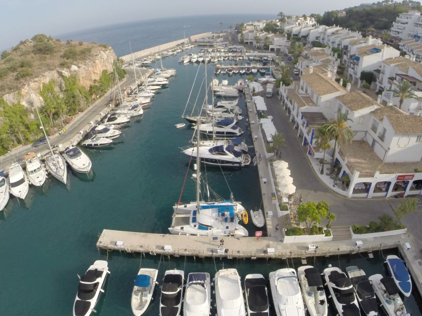 Costa Tropical: Luxury Catamaran Trip with Lunch - Who This Catamaran Experience Fits Best