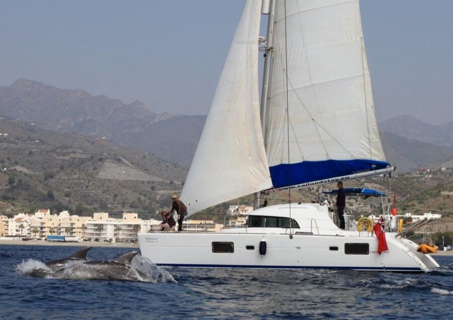 Costa Tropical: Luxury Catamaran Trip with Lunch - Lunch and Drinks: What Included Really Means for Your Day