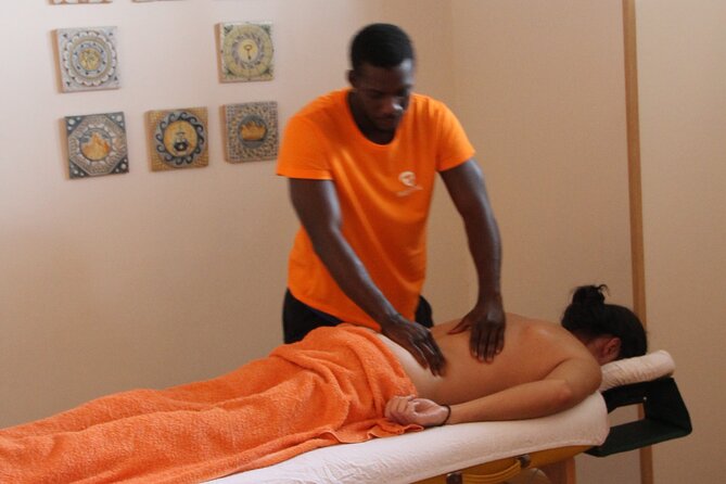 Couple Massage: 1 hour - Booking Value for Two in Granada: Is $164.81 Actually Fair?