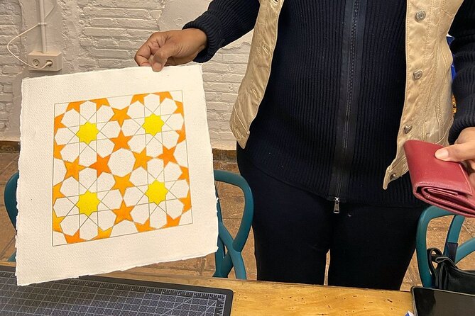 Drawing and Painting Class of Alhambra in Granada - Pencil and Compass: Why This Technique Actually Helps You Finish