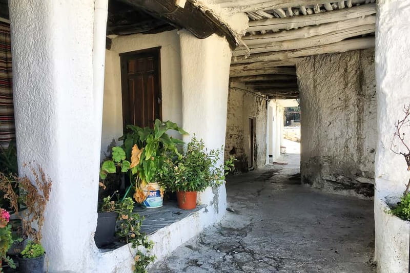 From Granada: Alpujarra Mountain Villages Tour - Pampaneira and the Alpujarra craft mindset