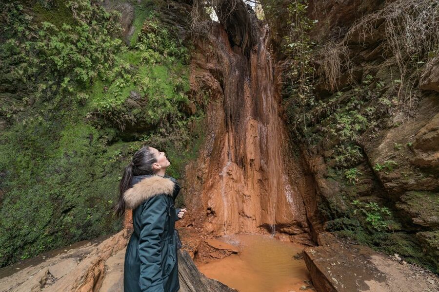 From Granada: Alpujarra Villages Guided Day Tour - Chorrerón waterfalls: the walk is short, the payoff is loud