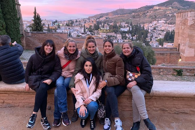 Full Alhambra tour with preferential access (SPANISH language) - Stop 2: Nasrid Palaces, where design becomes daily life