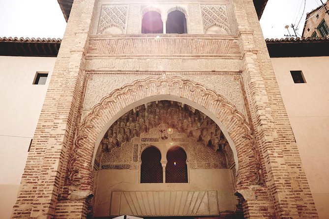 Golden Hour in Granada: Sunset Walking Tour with Play Granada - Mirador de Los Carvajales: a short breather with big views