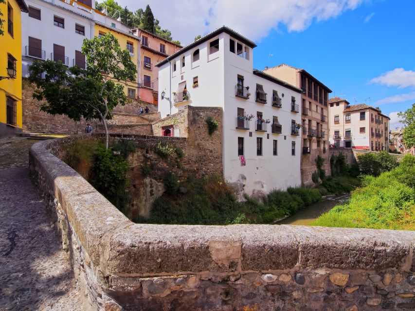Granada: 2hour Tour of The Albaicín & Sacromonte Premium - Key highlights you will feel fast