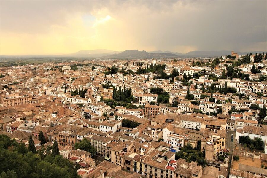 Granada: Albaicín, Sacromonte & Museum of Caves Walking Tour - San Nicolás viewpoint break: the Alhambra photo moment you actually want