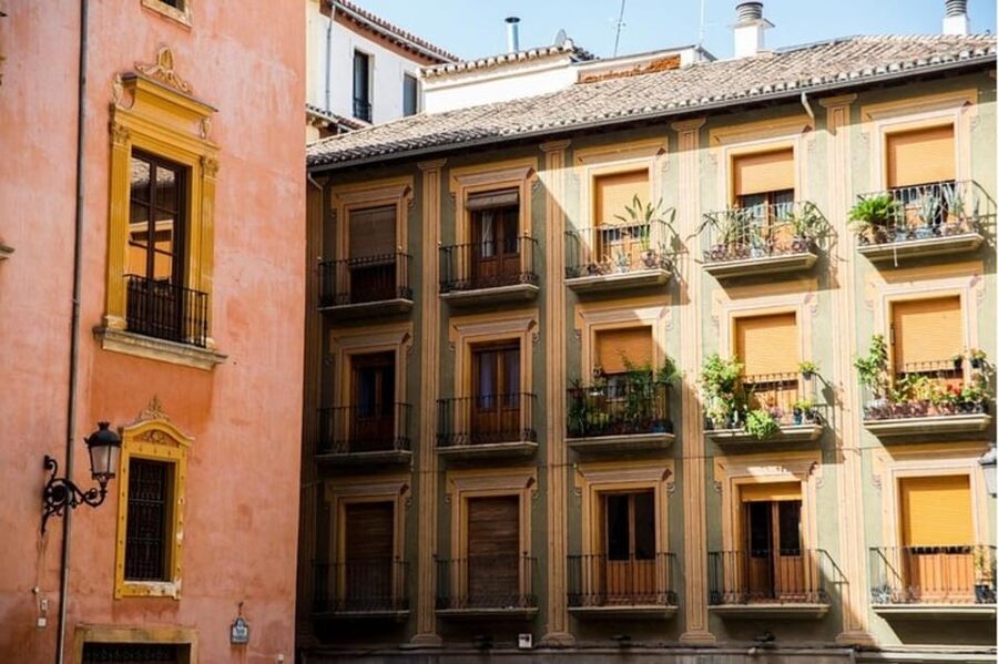 Granada: Albayzin and Sacromonte Walking Tour - Key highlights worth planning for