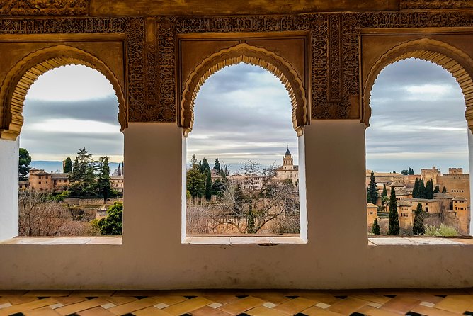 Granada: Alhambra, Albaicin and Sacromonte Guided Tour - Why This Alhambra Plus Albaicín and Sacromonte Tour Works