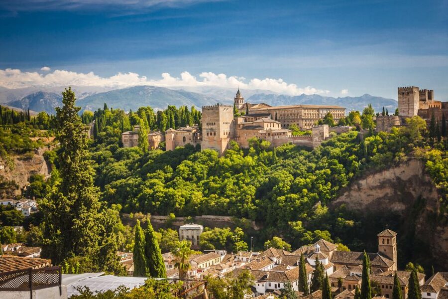 Granada: Alhambra, Alcazaba, and Nasrid Palaces Tour - Key highlights you can plan around
