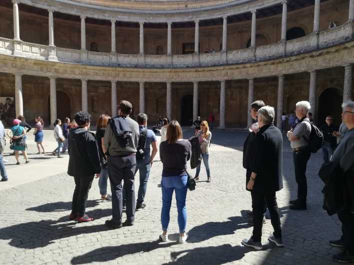Granada: Alhambra and Albaicín Small Group Tour - Palace of Charles V: a short stop with big contrasts