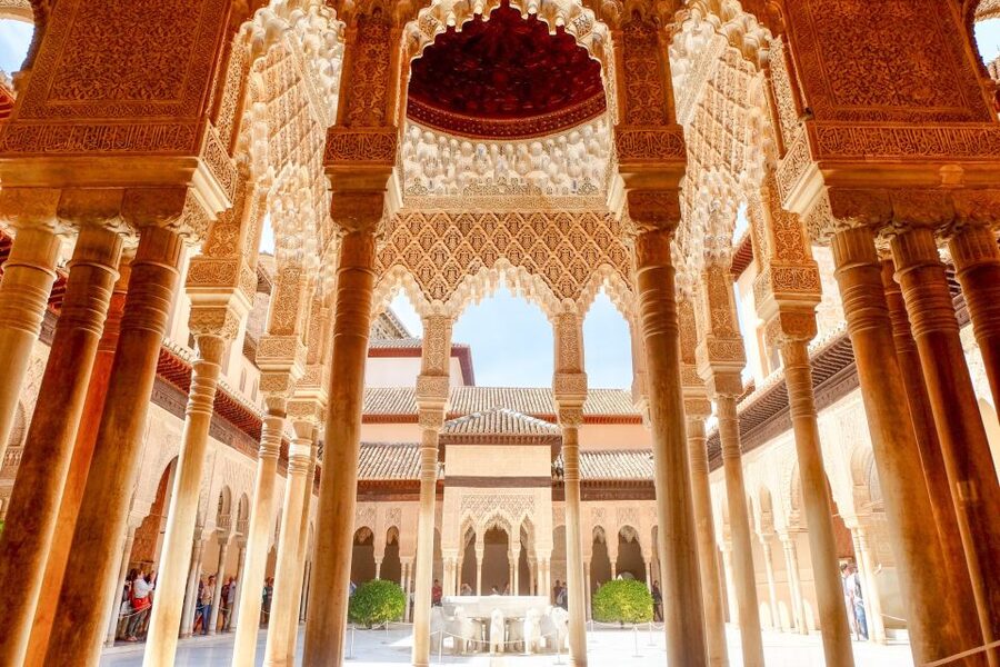 Granada: Alhambra and Nasrid Palaces Small Guided Tour - Nasrid Palaces: where you start to see the logic behind the art