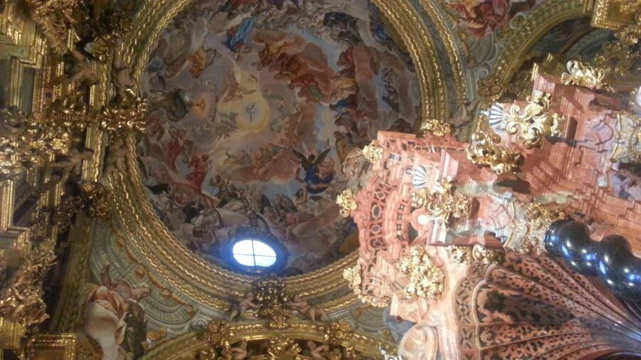 Granada: Alhambra, Cathedral & Royal Chapel Tour w/ Tickets - Inside Granada Cathedral and the Royal Chapel, with real expert guidance