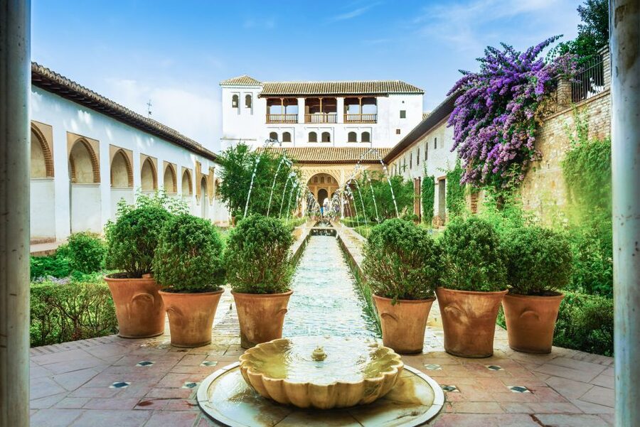 Granada: Alhambra Full Complex & Andalusi Monuments Tickets - Generalife gardens: the calm contrast you should not rush