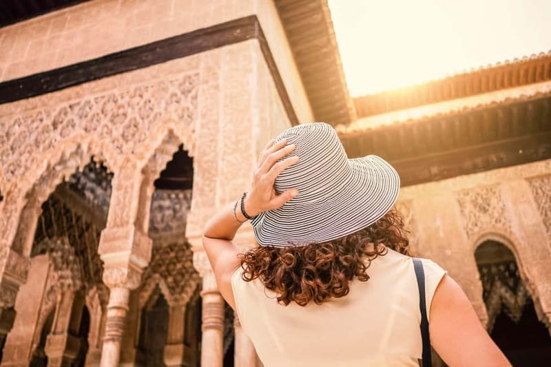 Granada: Alhambra & Gardens Tour w/Nasrid Palaces Option - Picking the Right Option: Nasrid Palaces and Generalife, or Surroundings Only