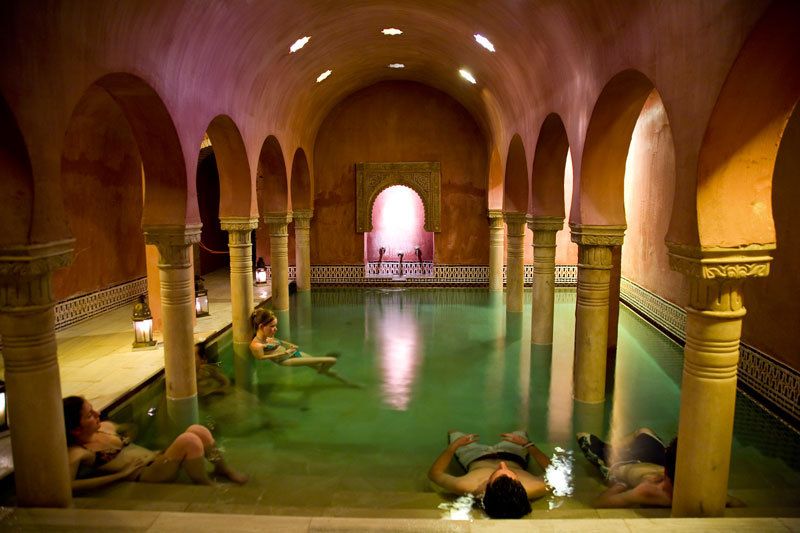 Granada: Alhambra Guided Tour and Arabian Bath and Massage - Practical tips that will save you time and hassle