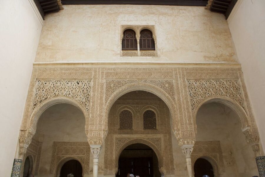 Granada: Alhambra Guided Tour with Nasrid Palaces - Should You Book This Alhambra Guided Tour?