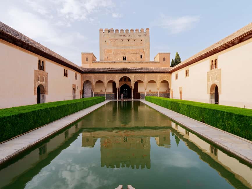 Granada: Alhambra Guided Tour with Nasrid Palaces & Gardens - Alcazaba and the Vermilion Towers photo viewpoint