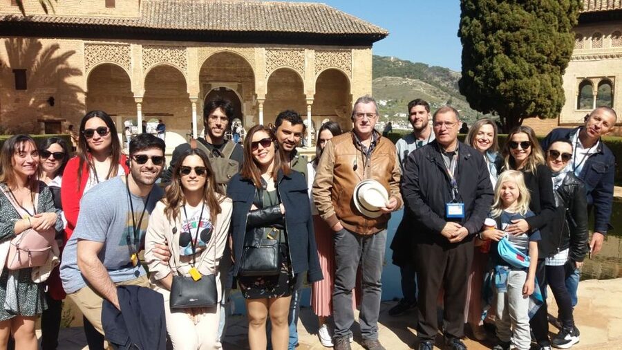 Granada: Alhambra, Nasrid Palaces, & Generalife Guided Tour - Charles V Palace stop plus break time: pacing yourself before the main event