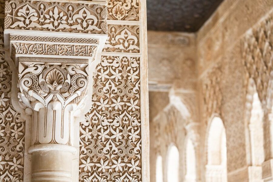 Granada: Alhambra, Nasrid Palaces, & Generalife Guided Tour - Mosque bath access: a smaller included stop with big atmosphere value